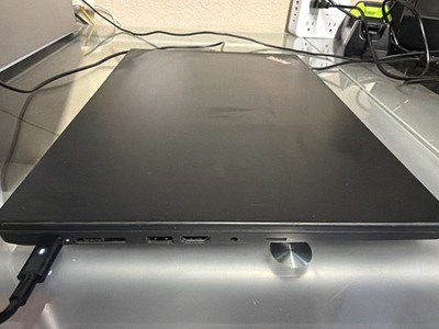 Lenovo ThinkPad P53s Mobile Workstation (i7, 16GB, 256GB, Quadro P520) - Refurbished - Image 4