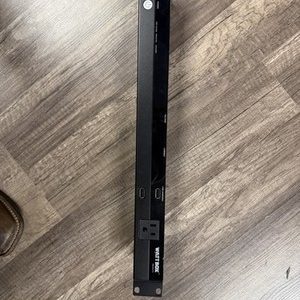 WattBox WB-600-FP Rack Faceplate Voltage/Current Meter USB Charge Pre-Owned