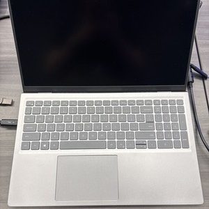 Dell Inspiron 15 5510 Pre-Owned i7-11390H 32GB 512GB SSD