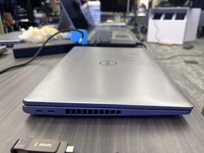 Dell Latitude 5550 Pre-Owned Core Ultra 5 125U 32GB 1TB SSD - Image 4