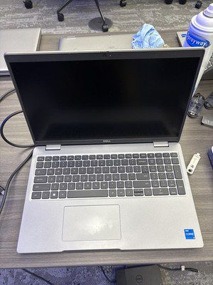 Dell Latitude 5540 Pre-Owned i5-1335U 32GB 1TB SSD - Image 2
