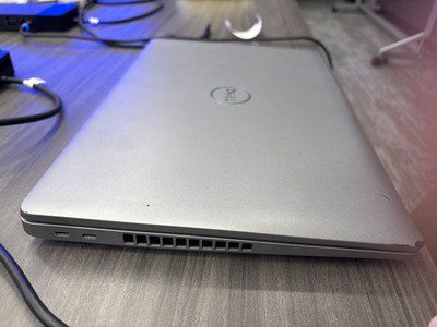 Dell Latitude 5540 Pre-Owned i5-1335U 32GB 1TB SSD - Image 4