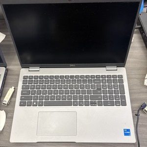 Dell Latitude 5530 Pre-Owned i5-1235U 32GB 1TB SSD
