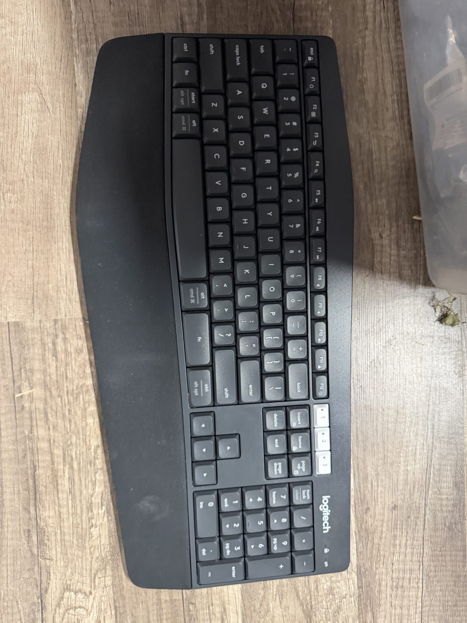 Logitech K850 Wireless Keyboard - Bluetooth + Unifying Receiver, Palm Rest - photo 1
